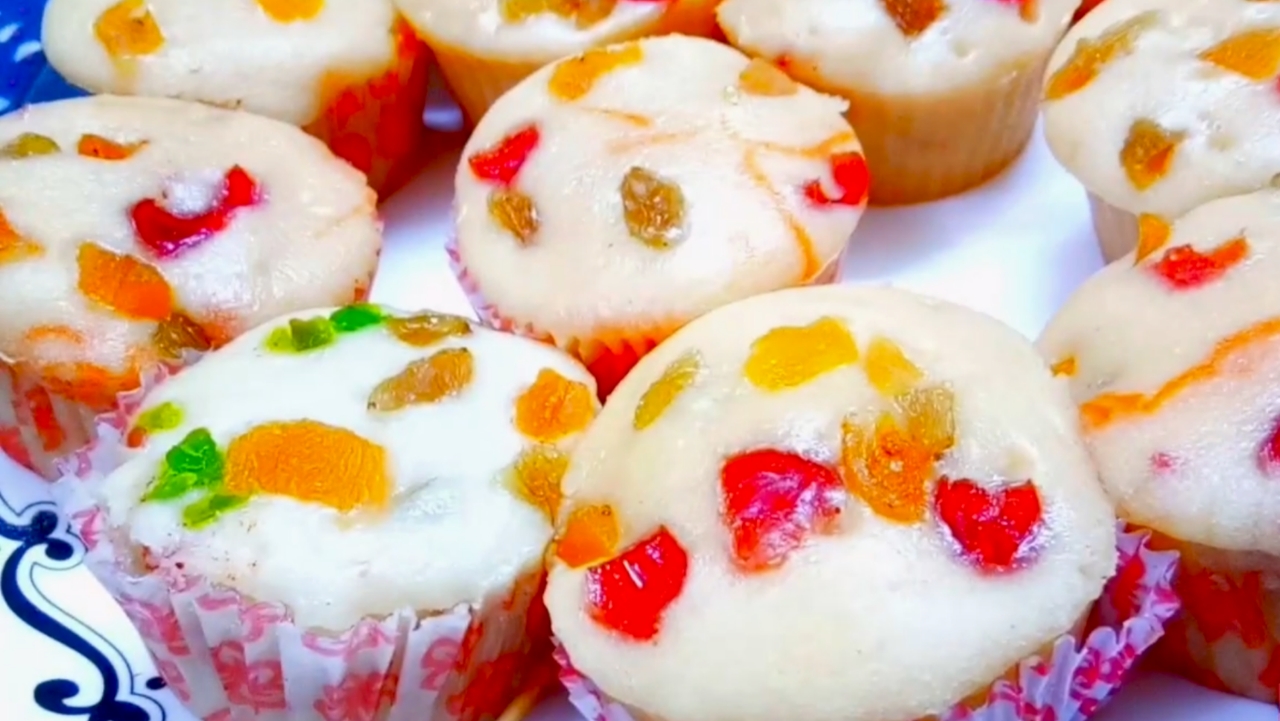 Dry fruit tooty fruity cup cake