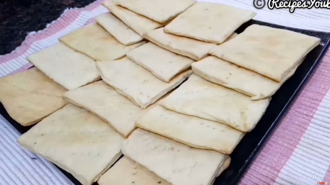 Sugar free low calorie homemade create cracker biscuit for diabetic