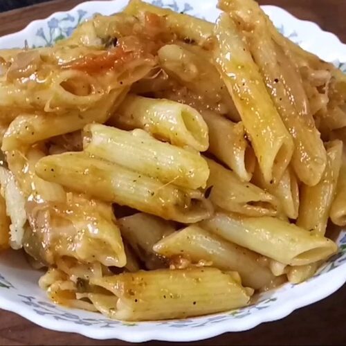 Pasta with schezwan Chutney