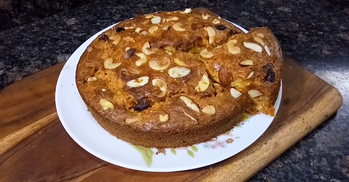 Dry fruit walnut carrot cake