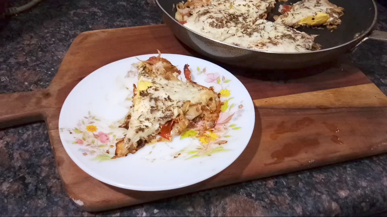 Vegetarble cheese omlette